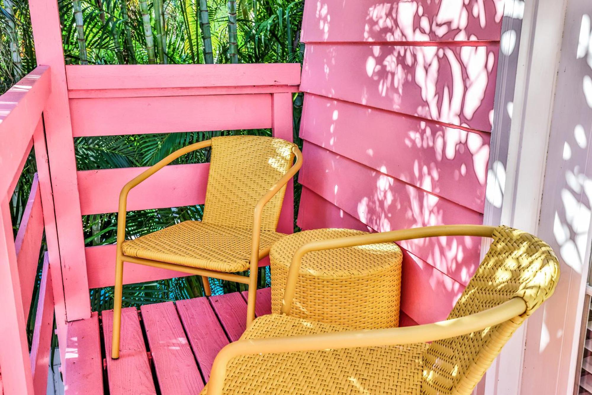 Sunrise Garden Resort Anna Maria Exterior photo