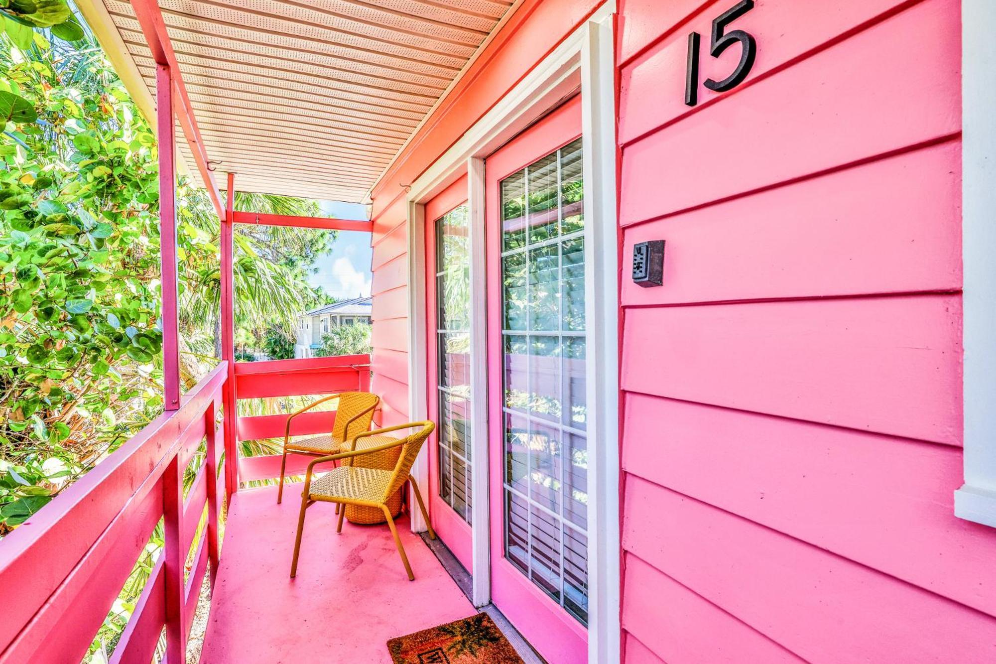 Sunrise Garden Resort Anna Maria Exterior photo
